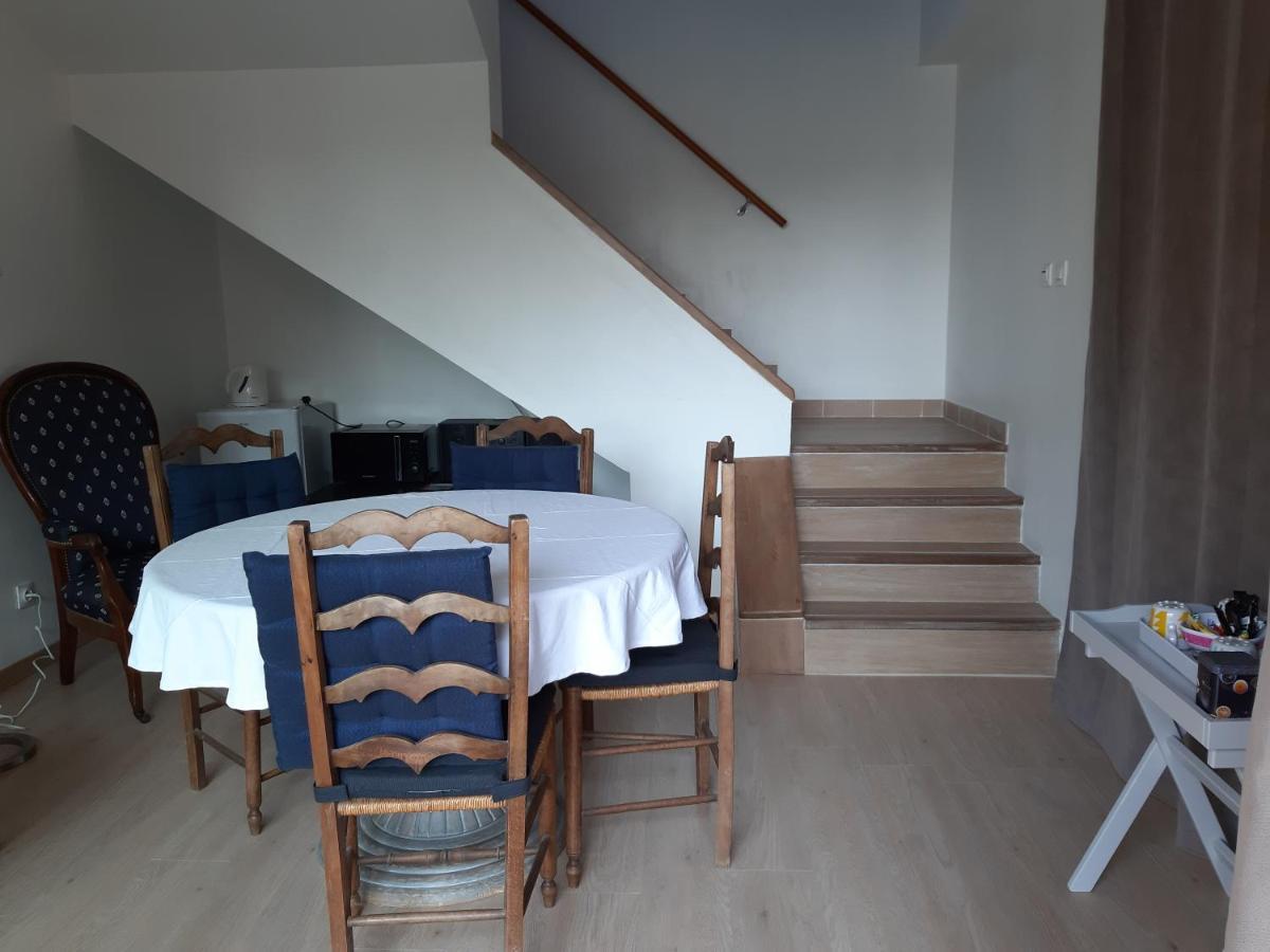 Bed and Breakfast La Grange Des Lisieres Rouvres  Zewnętrze zdjęcie