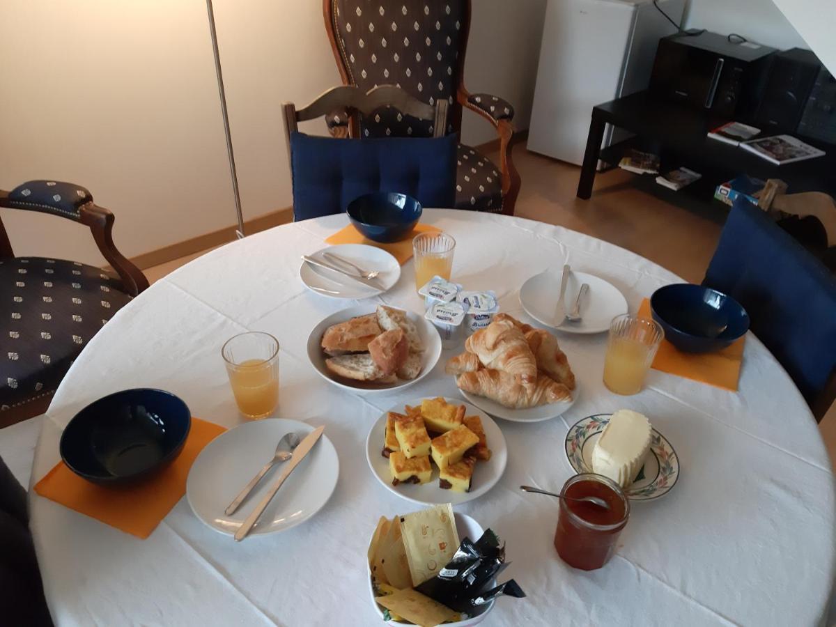 Bed and Breakfast La Grange Des Lisieres Rouvres  Zewnętrze zdjęcie